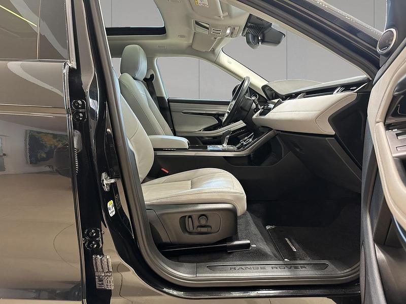Usata Land Rover Range Rover evoque SE 163 CV (119 kW) 2022 Santorini black SUV
