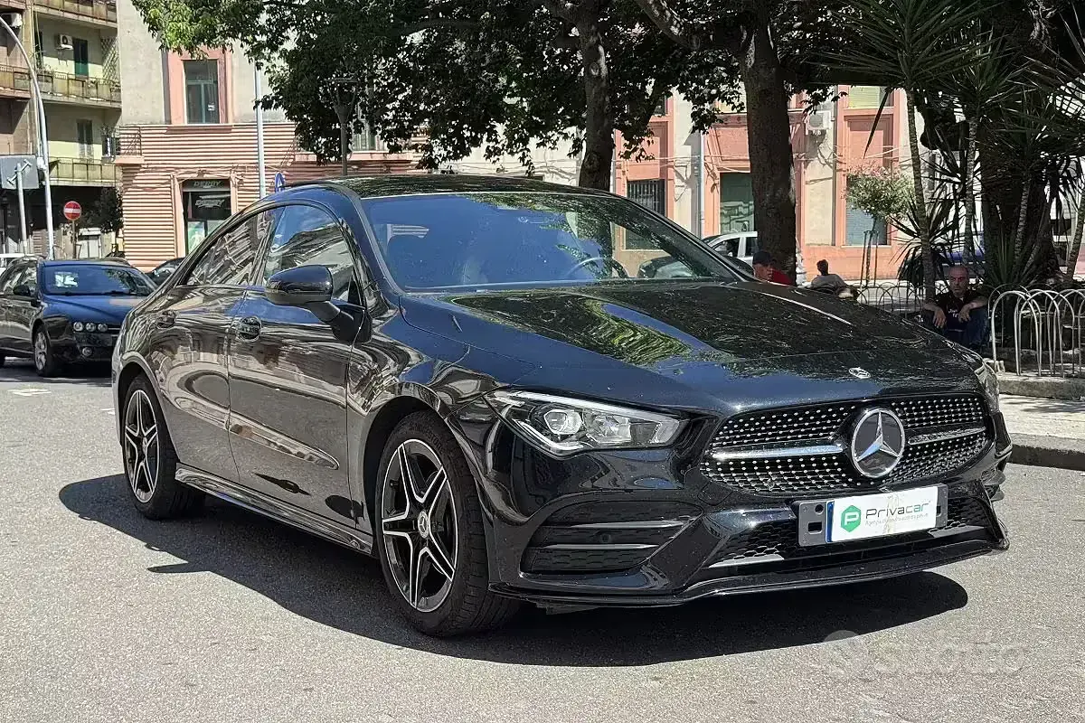 Usata Mercedes CLA200 Premium 150 CV (110 kW) 2023 Nero Berlina