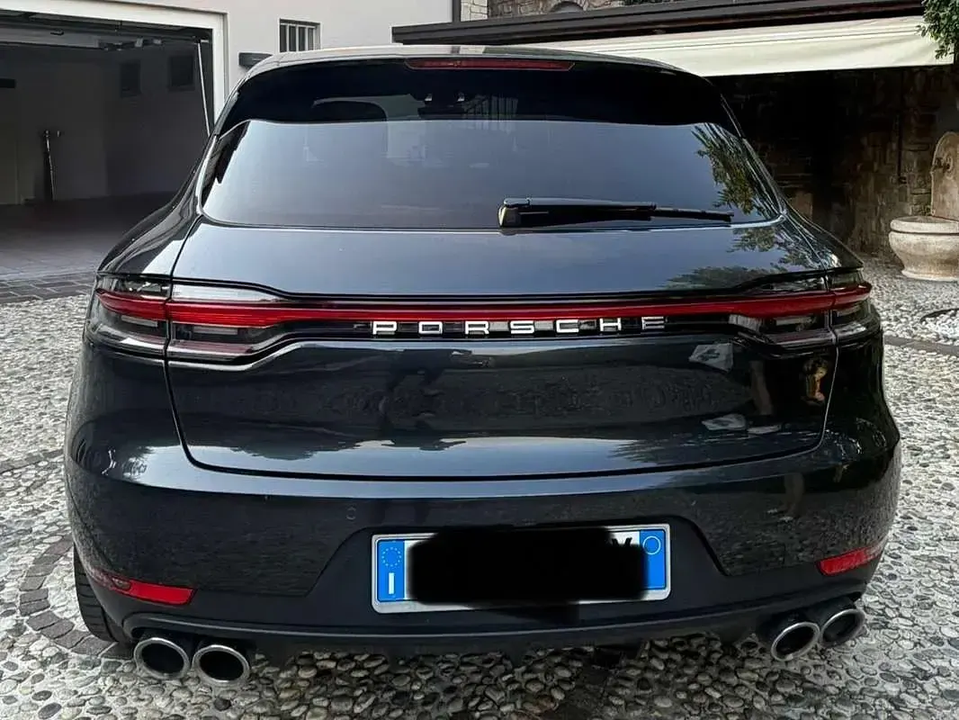 Usata Porsche Macan 245 CV (180 kW) 2019 Grigio SUV