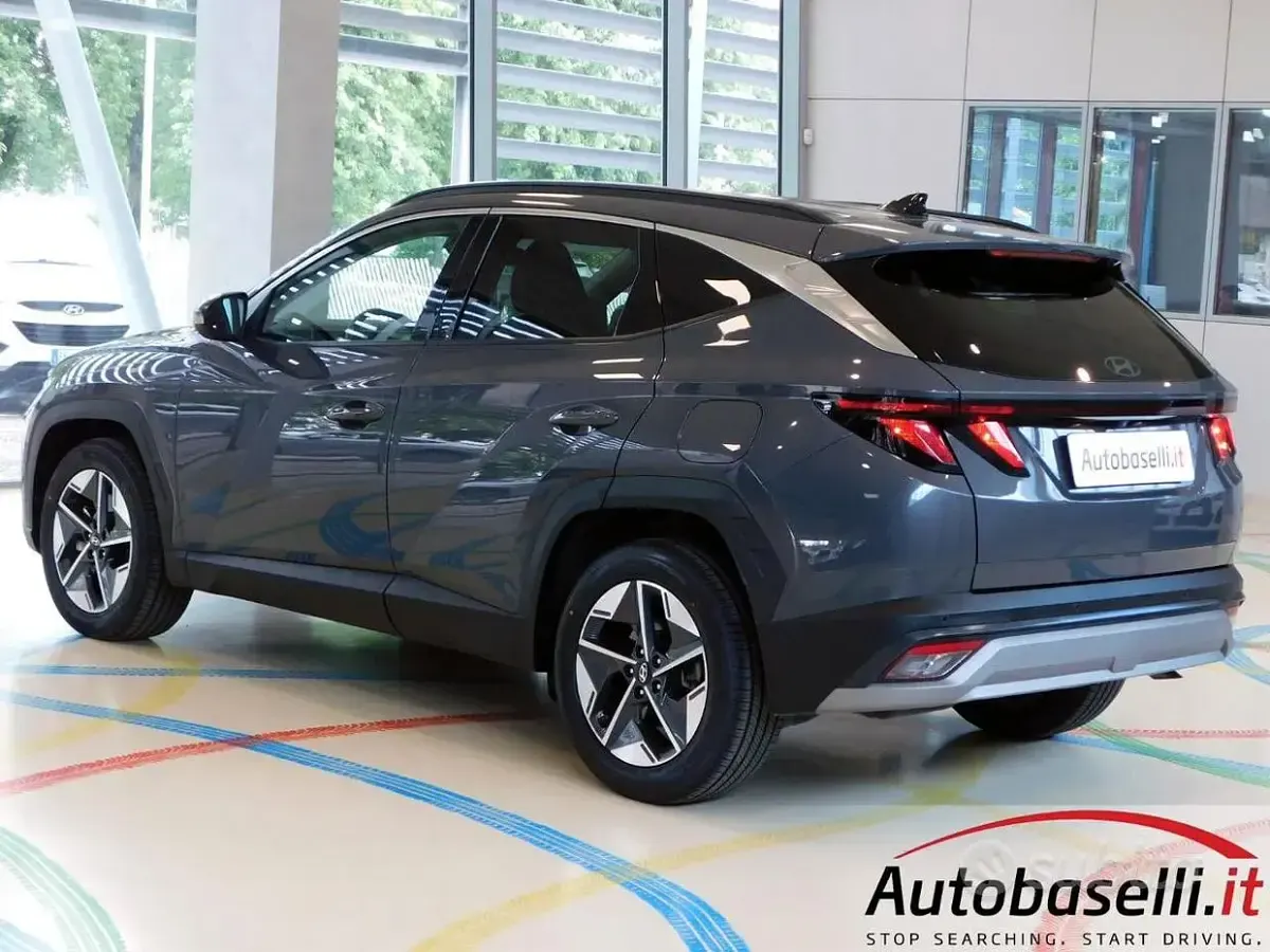 Usata Hyundai Tucson 136 CV (100 kW) 2024 Grigio SUV
