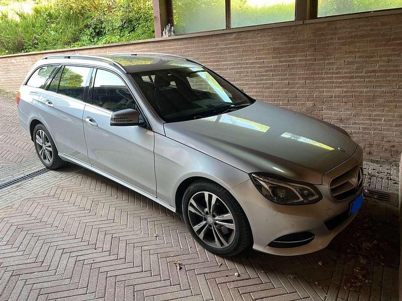 Usata Mercedes E220 170 CV (125 kW) 2015 Argento Station wagon