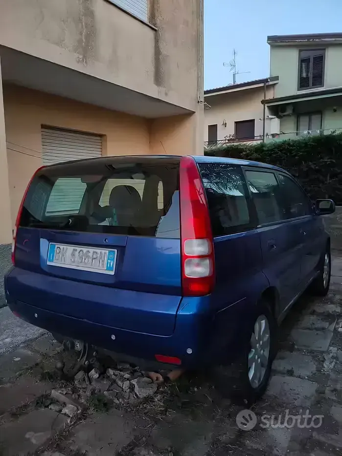 Usata Honda HR-V 124 CV (91 kW) 1999 Blu SUV