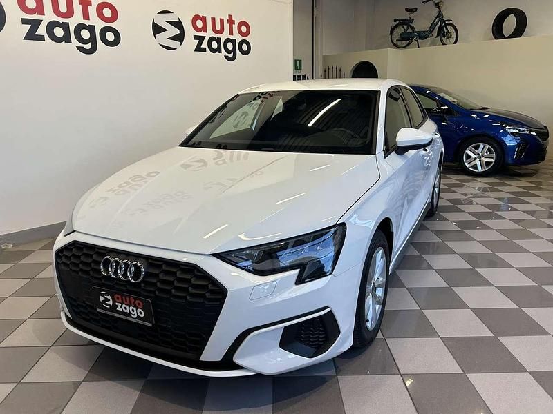 Usata Audi A3 Advanced 150 CV (110 kW) 2022 Bianco ibis Berlina