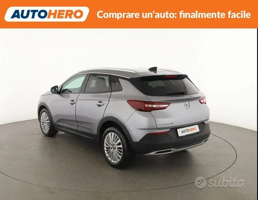 Usata Opel Crossland X 120 CV (88 kW) 2018 Grigio SUV