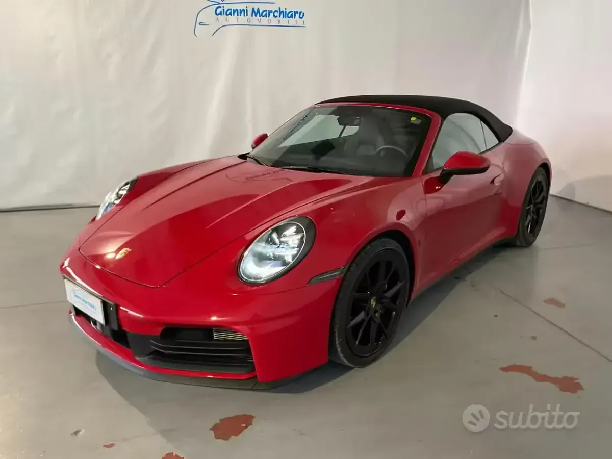 Usata Porsche 911 Carrera Cabriolet Sport 394 CV (289 kW) 2024 Rosso Cabrio