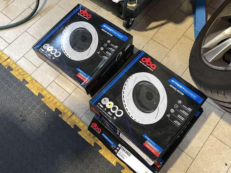 Usata BMW 118 Urban Line 150 CV (110 kW) 2016 Blu/azzurro Utilitaria