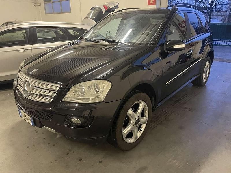 Usata Mercedes ML320 224 CV (164 kW) 2007 Other SUV