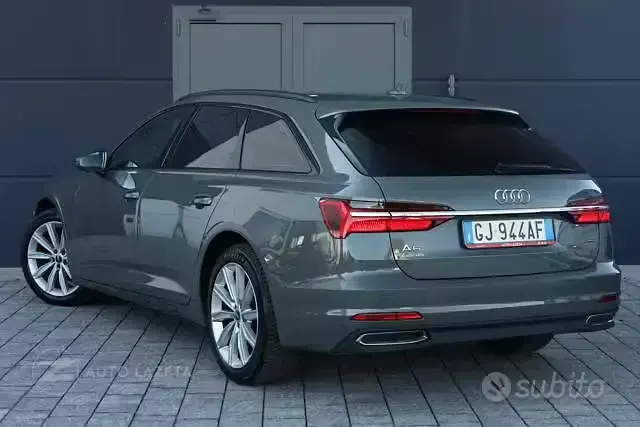 Usata Audi A6 Premium 204 CV (150 kW) 2022 Grigio Station wagon