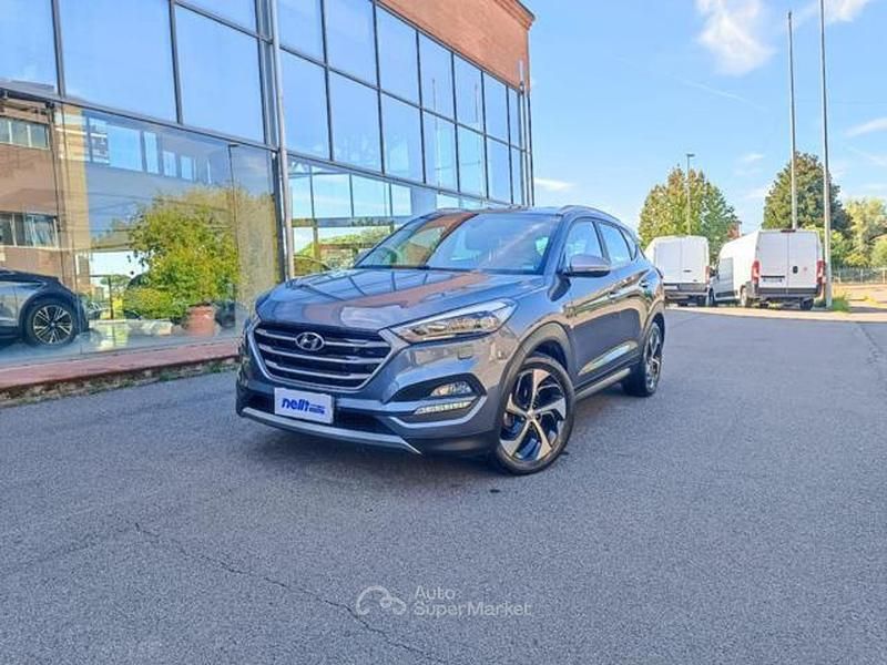 Grigio Usata 2017 Hyundai Tucson Xpossible SUV | 13.900 € (Ottimo prezzo) - Immagine 1/4
