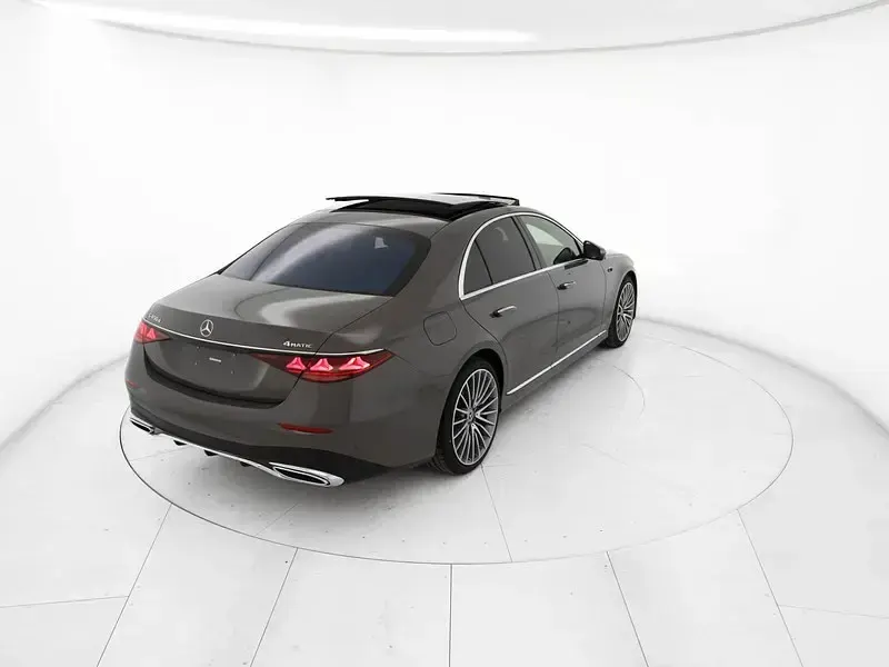 Nuova Mercedes 450 Premium 367 CV (269 kW) 2026 Grigio Berlina