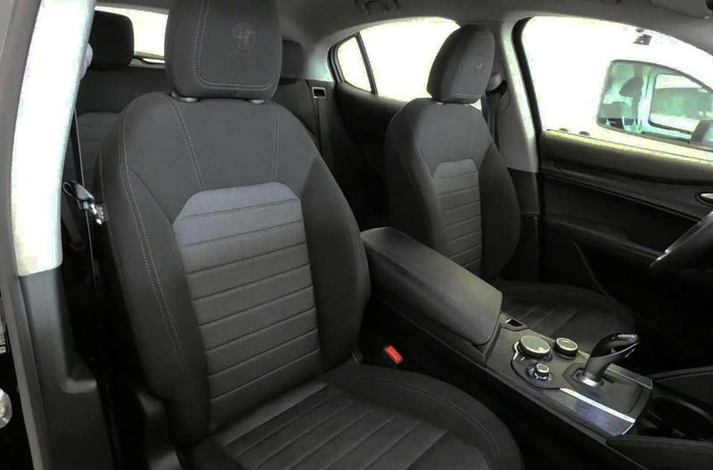 Usata Alfa Romeo Stelvio Business 179 CV (131 kW) 2018 Nero SUV