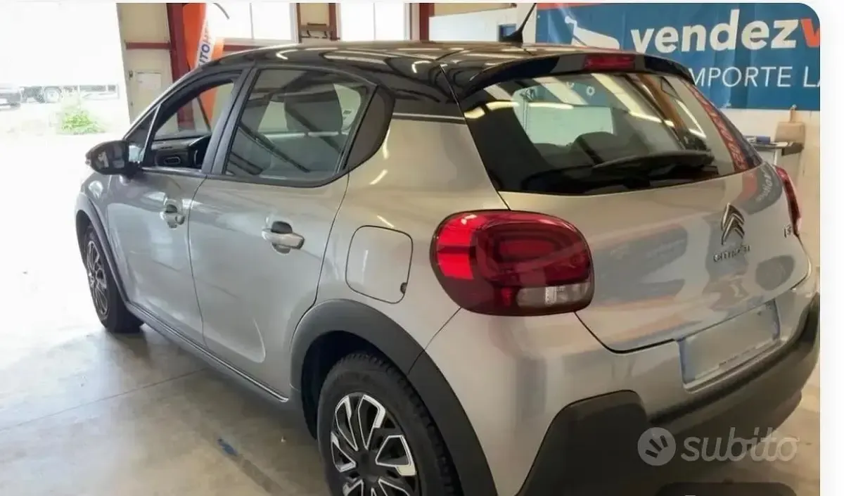 Usata Citroën C3 Shine 83 CV (61 kW) 2019 Grigio Utilitaria