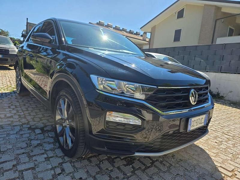 Usata VW T-Roc Style 116 CV (85 kW) 2018 Nero SUV