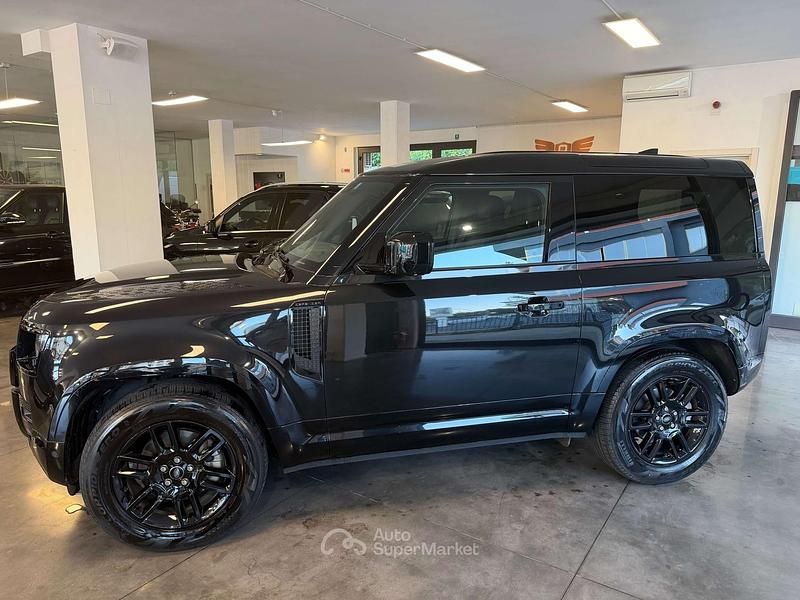 Gebraucht Land Rover Defender 200 PS (147 kW) 2023 Schwarz SUV