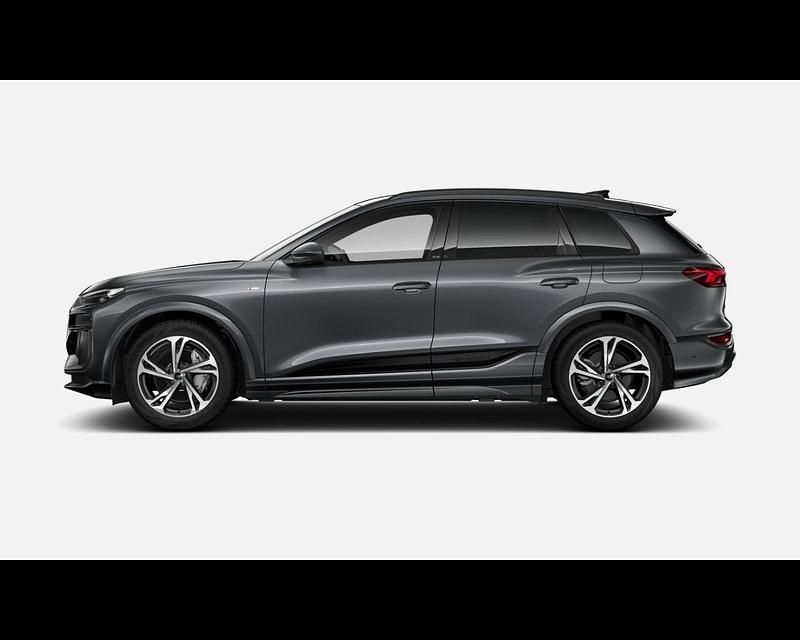Nuova Audi Q6 e-tron S-Line 119 kW (163 CV) 2025 Grigio SUV