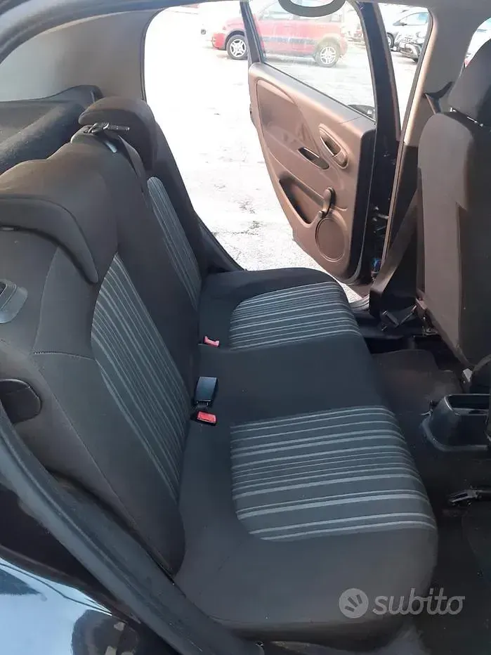 Usata Fiat Punto Evo 69 CV (50 kW) 2012 Utilitaria