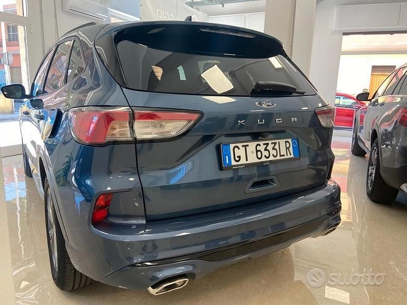 Usata Ford Kuga ST-Line 120 CV (88 kW) 2024 Blu SUV