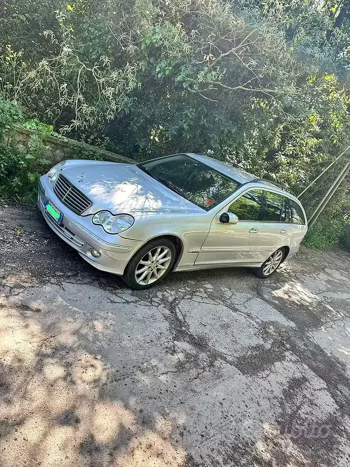 Usata Mercedes C220 Sport Edition 150 CV (110 kW) 2006 Grigio Station wagon