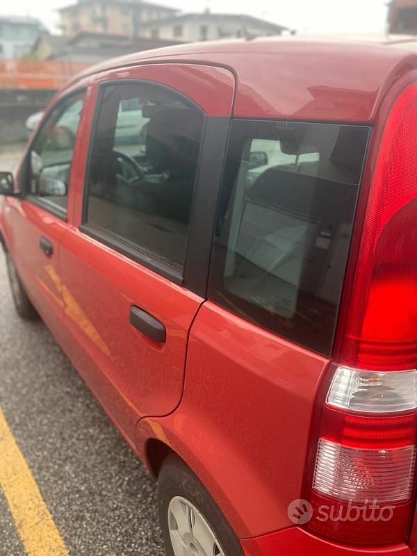 Usata Fiat Panda 70 CV (51 kW) 2008 Rosso Utilitaria