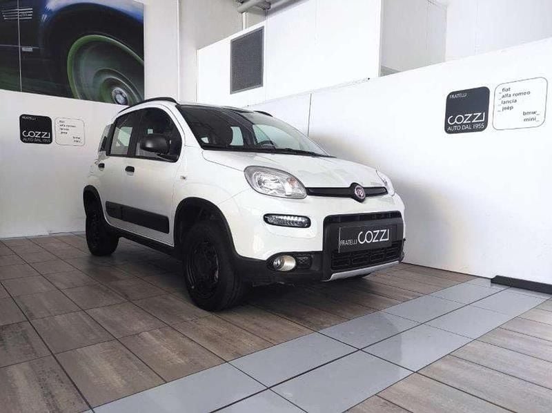 Bianco Usata 2022 Fiat Panda 4x4 Wild Due volumi | 14.900 € (Buon prezzo) - Immagine 1/4