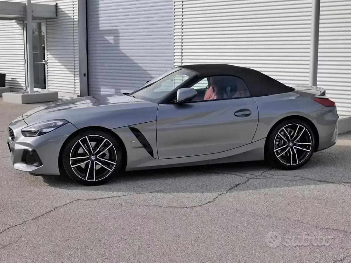 Usata BMW Z4 Comfort Edition 258 CV (189 kW) 2024 Grigio Cabrio