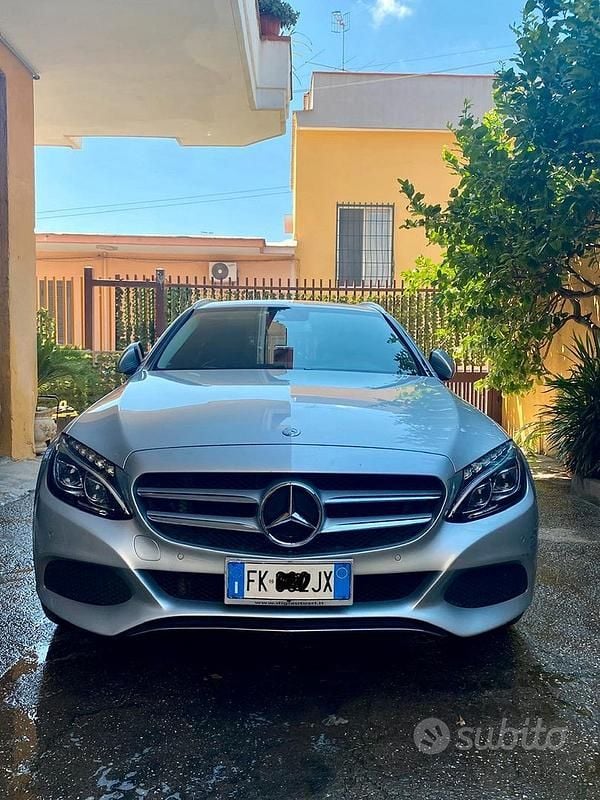 Usata Mercedes C220 Premium 170 CV (125 kW) 2017 Grigio Station wagon