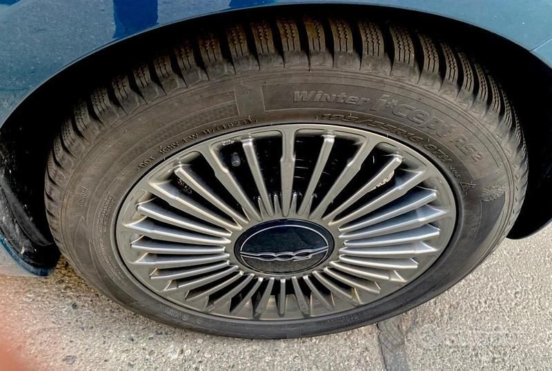 Usata Fiat 500e La Prima 86 kW (118 CV) 2021 Blu Berlina