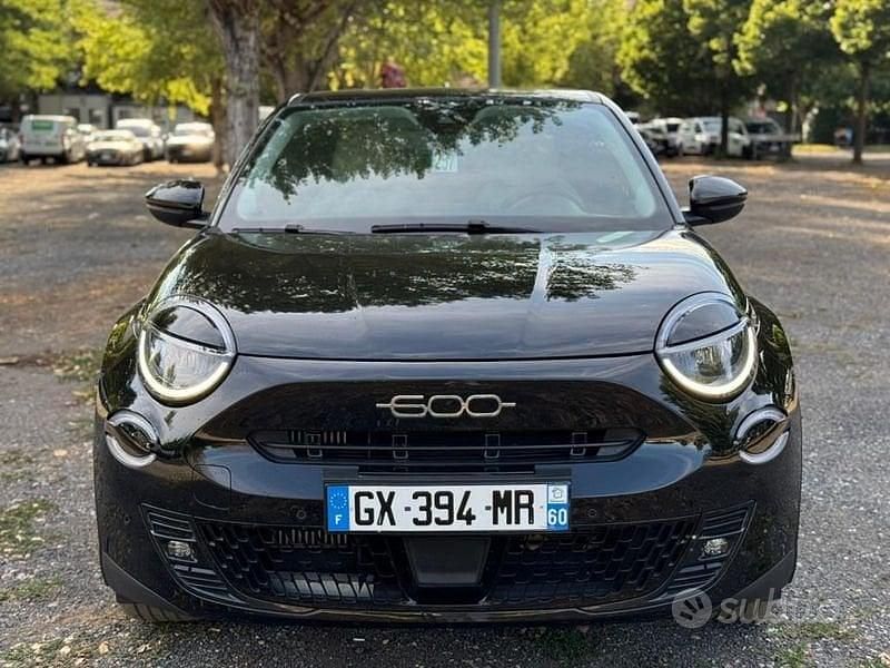 Usata Fiat 600 La Prima 101 CV (74 kW) 2024 Nero Berlina