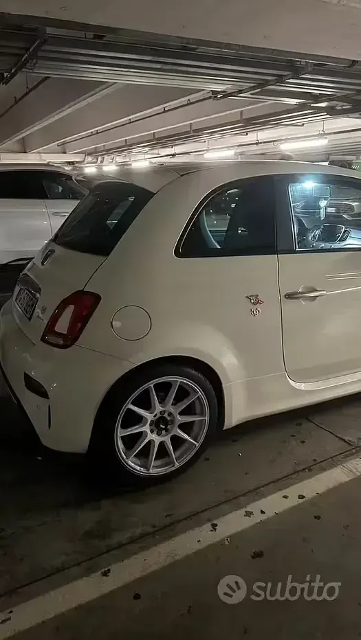 Usata Abarth 595 Turismo 165 CV (121 kW) 2016 Bianco Berlina