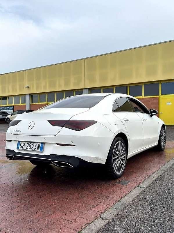 Usata Mercedes CLA250e 218 CV (160 kW) 2022 Bianco Berlina