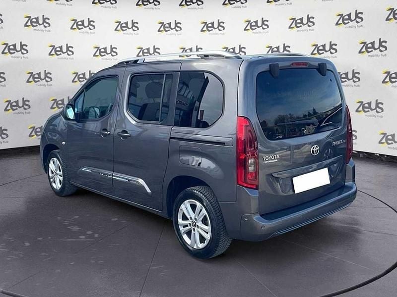 Usata Toyota Proace Executive 102 CV (75 kW) 2020 Grigio Monovolume