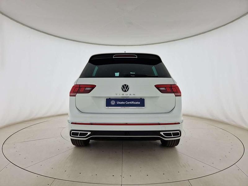 Usata VW Tiguan R-line 150 CV (110 kW) 2023 Bianco SUV