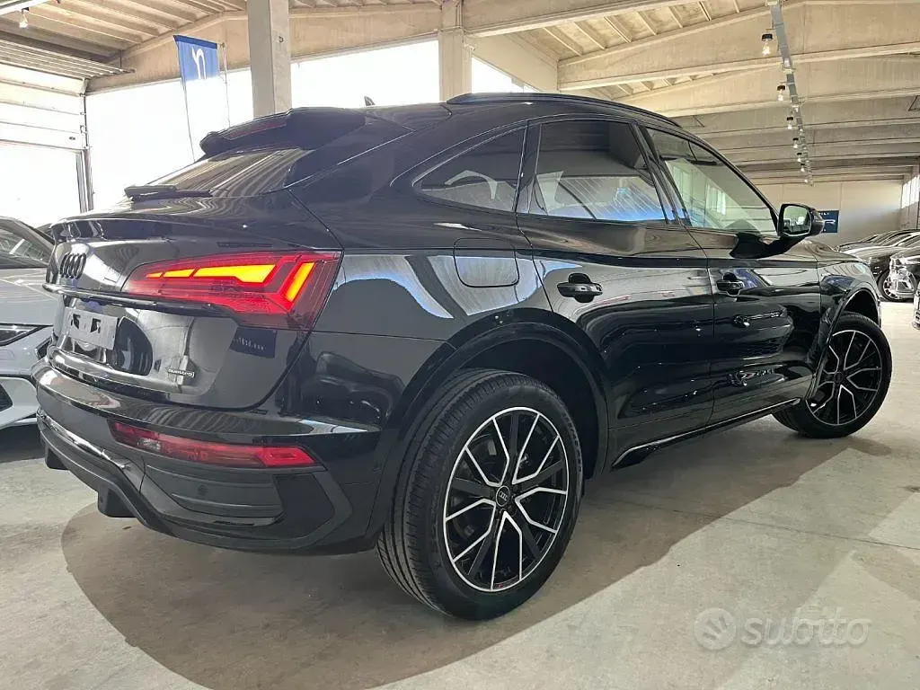 Usata Audi Q5 Sportback S-Line 204 CV (150 kW) 2025 Nero SUV
