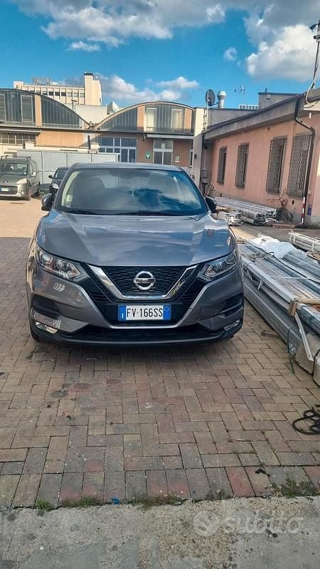 Usata Nissan Qashqai 150 CV (110 kW) 2019 Grigio SUV