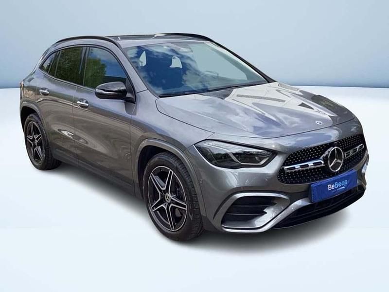 Usata Mercedes GLA200 Advanced Plus 150 CV (110 kW) 2023 Grigio SUV