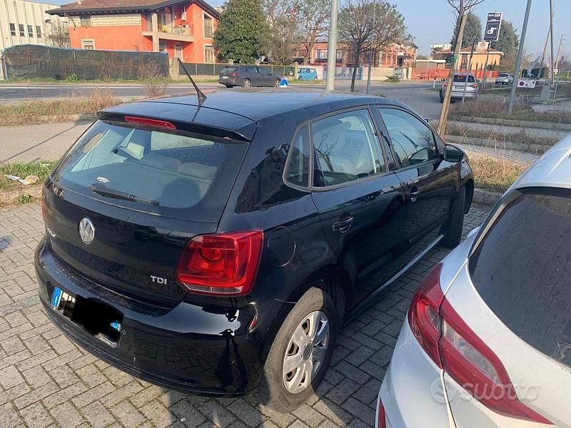 Usata VW Polo Comfortline 75 CV (55 kW) 2013 Nero Utilitaria