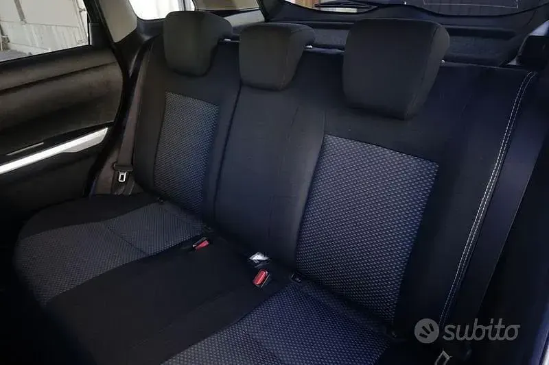 Usata Suzuki Vitara 120 CV (88 kW) 2015 Grigio SUV