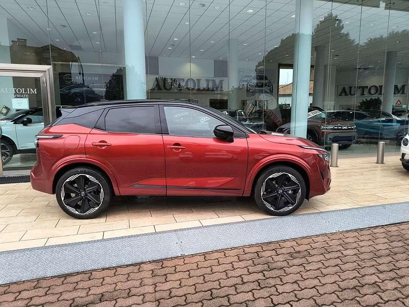 Nuova Nissan Qashqai Comfort 158 CV (116 kW) 2026 Fuji sunset tetto nero SUV