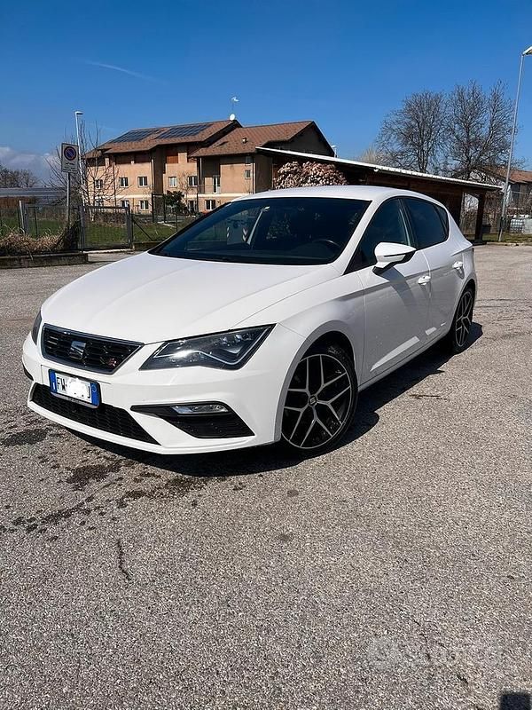 Usata Seat Leon FR 150 CV (110 kW) 2019 Bianco Berlina