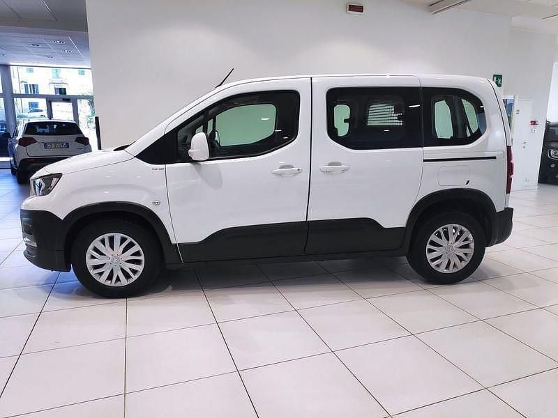 Usata Peugeot Rifter Active 101 CV (74 kW) 2021 Bianco Monovolume