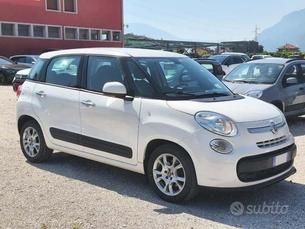 Usata Fiat 500L Pop Star 84 CV (61 kW) 2013 Bianco Monovolume