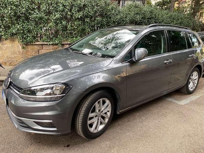 Usata VW Golf VII Trendline 116 CV (85 kW) 2019 Grigio Station wagon