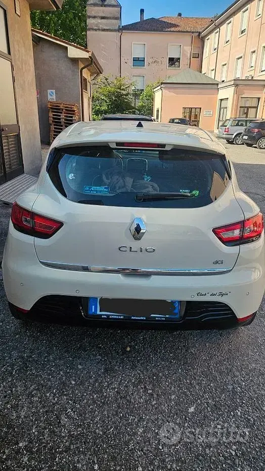 Usata Renault Clio 78 CV (57 kW) 2016 Bianco Utilitaria