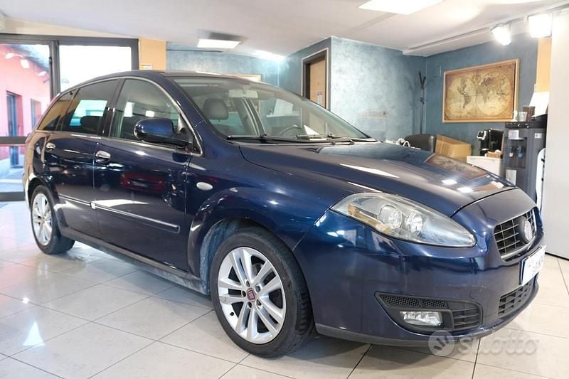 Usata Fiat Croma Dynamic 150 CV (110 kW) 2010 Blu/azzurro Station wagon