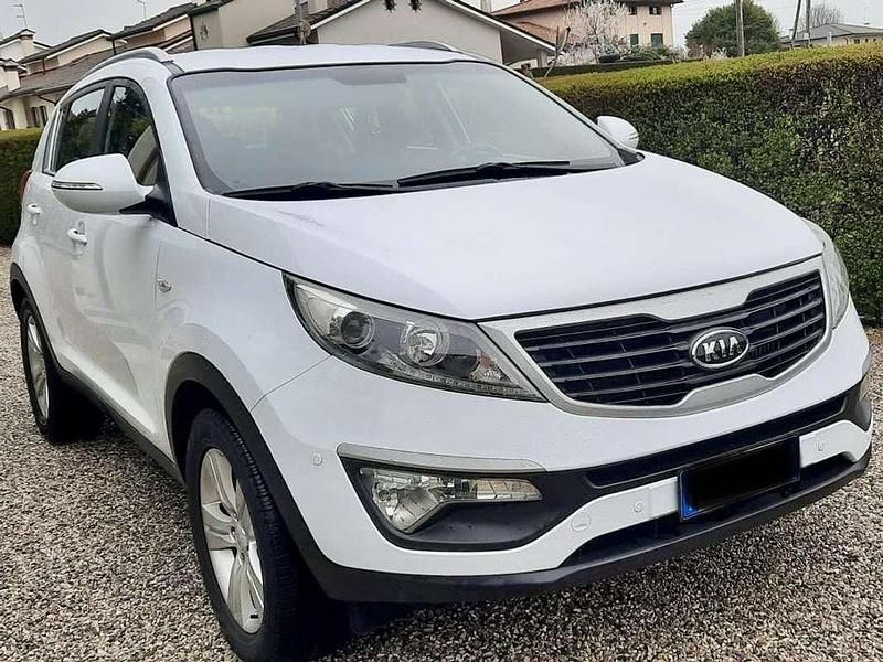 Usata Kia Sportage Active 116 CV (85 kW) 2011 Bianco SUV