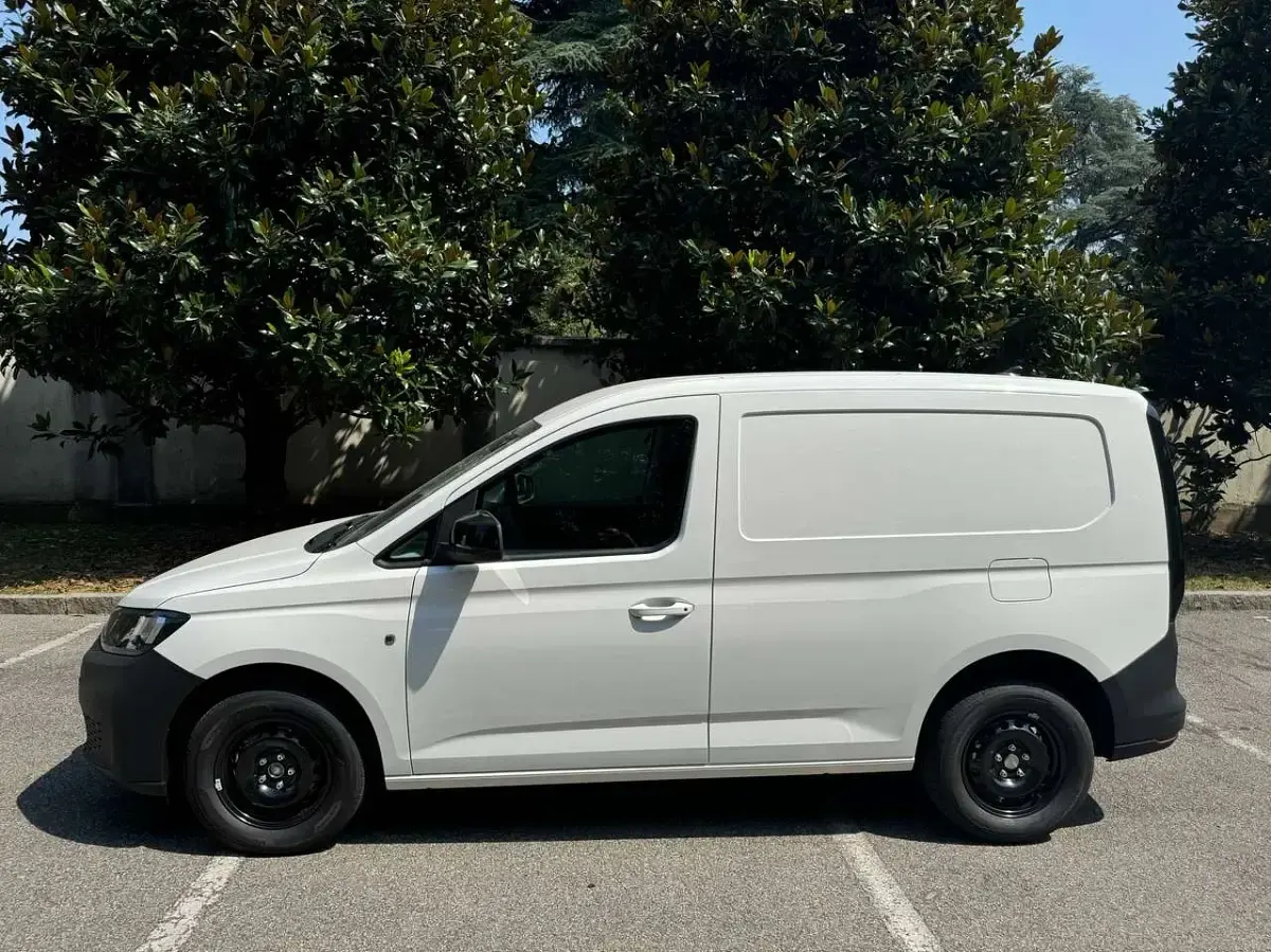 Nuova VW Caddy Business 116 CV (85 kW) 2026 Clear white Monovolume