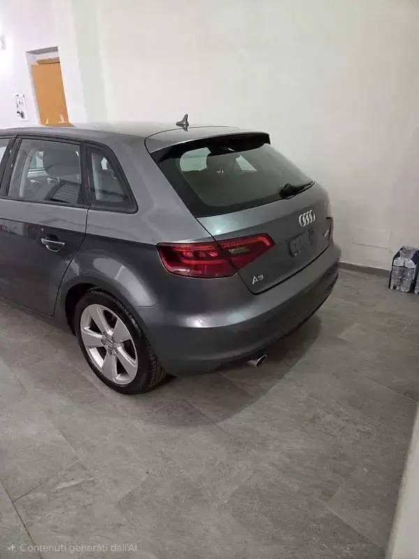 Usata Audi A3 Ambiente 110 CV (80 kW) 2000 Utilitaria