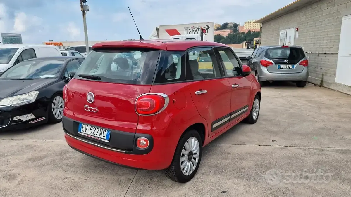 Usata Fiat 500L Lounge 85 CV (62 kW) 2016 Rosso Monovolume