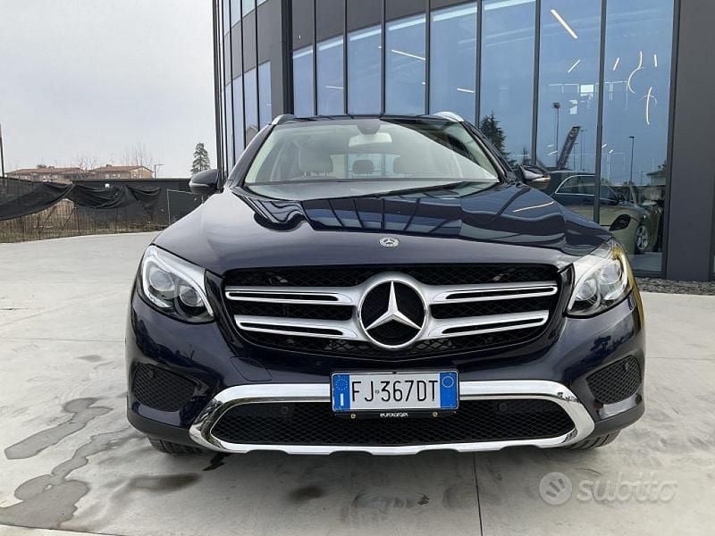 Usata Mercedes GLC250 204 CV (150 kW) 2017 Blu/azzurro SUV