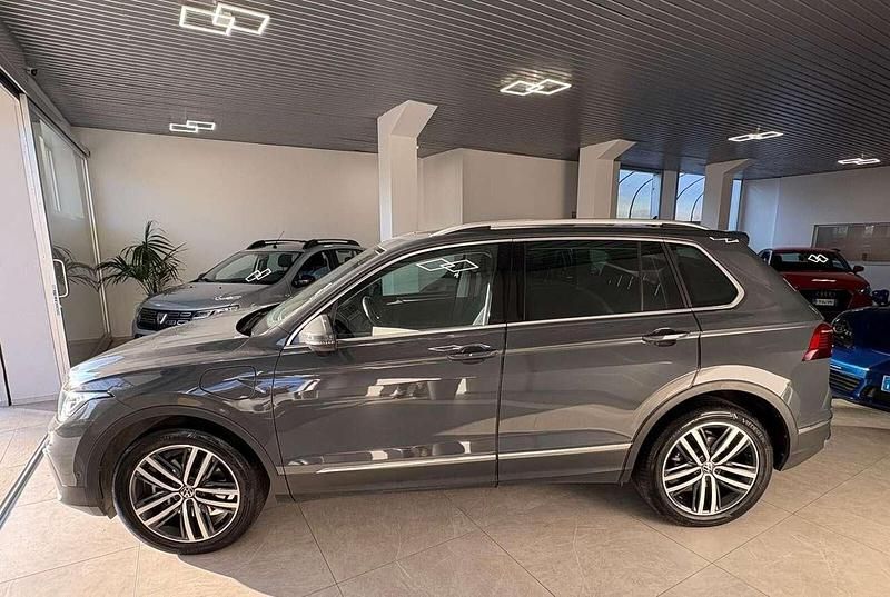 Usata VW Tiguan Elegance 150 CV (110 kW) 2022 Grigio SUV